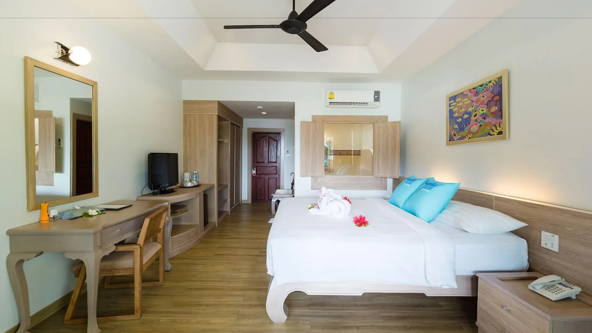 Phi Phi Bayview Premier Resort